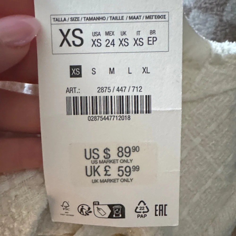 *BRAND NEW* Zara Cream/White Tweed Dress with Gold Buttons XS - Picture 14 of 14